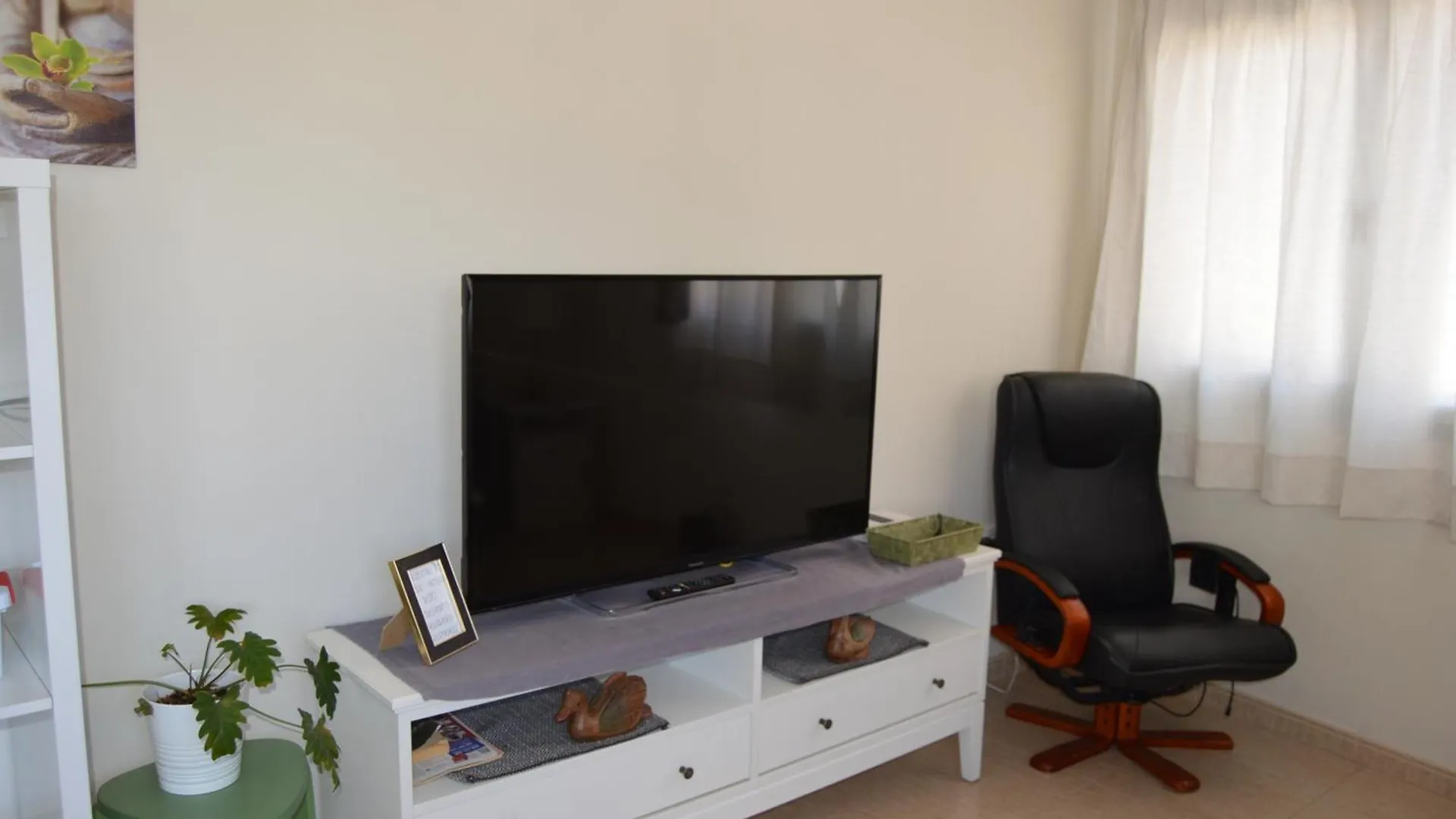Bright, Modern Apartment In The Heart Of Arrecife 0*, 아리시페 스페인