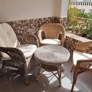 Casa Gales: Relax Next To The Sea For Families Corralejo